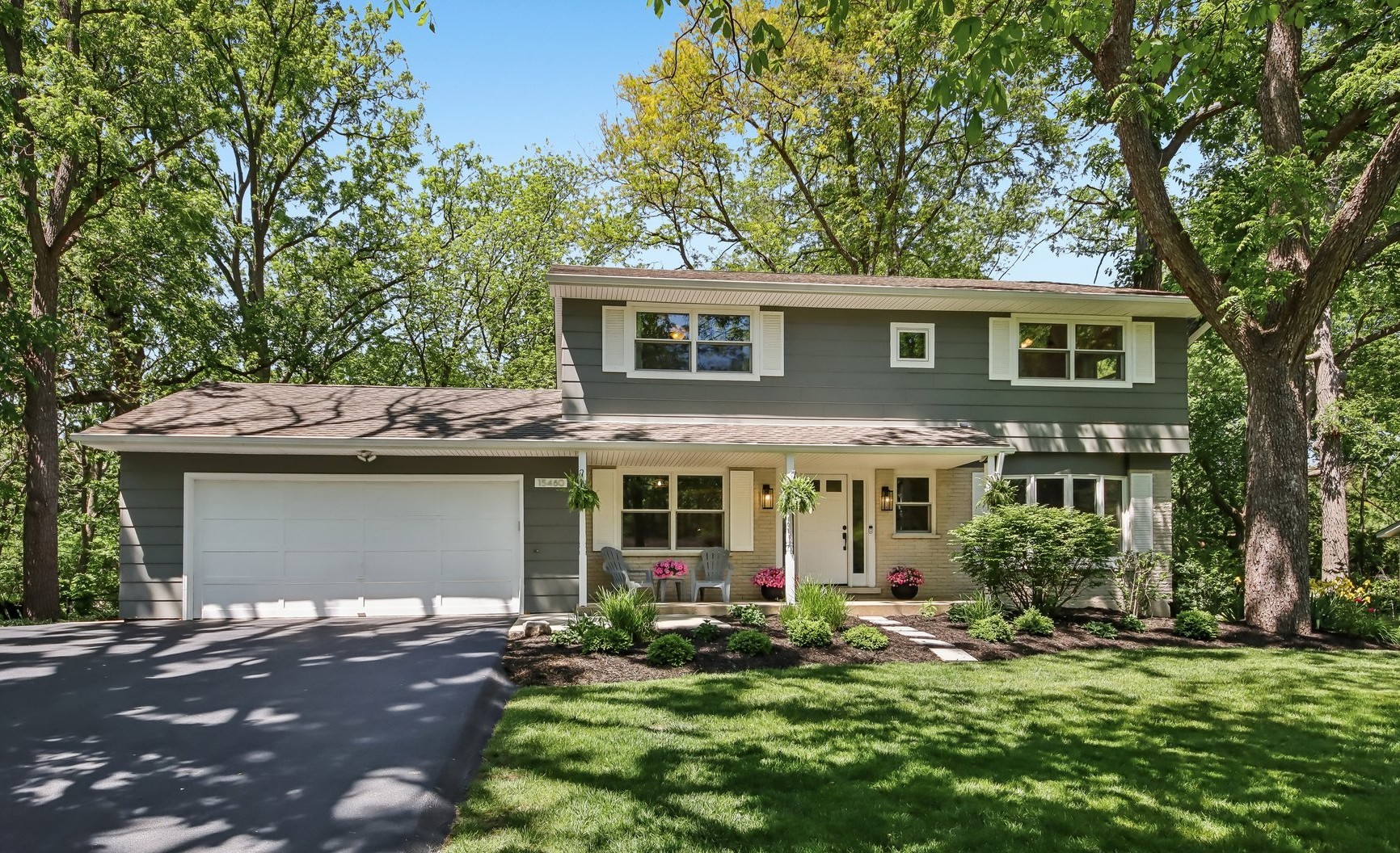 Homes for sale in Libertyville, IL | 15460 W Wildwood Ct, Libertyville, IL 60048 | MLS# 12646205