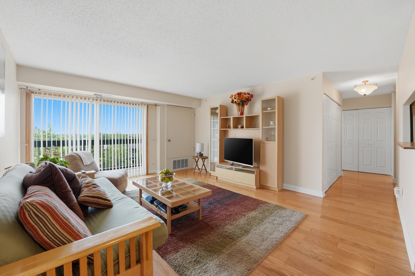 Homes for sale in Hoffman Estates, IL | 1800 Huntington Blvd #AE607, Hoffman Estates, IL 60169 | MLS# 12646282