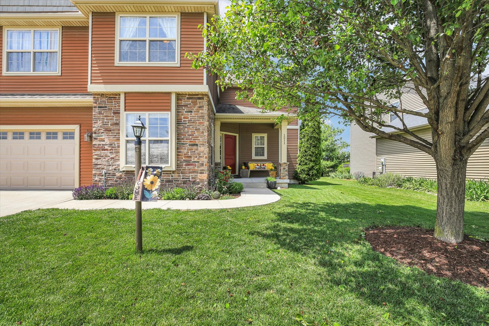 Homes for sale in Savoy, IL | 1211 Fieldstone Dr, Savoy, IL 61874 | MLS# 12646985