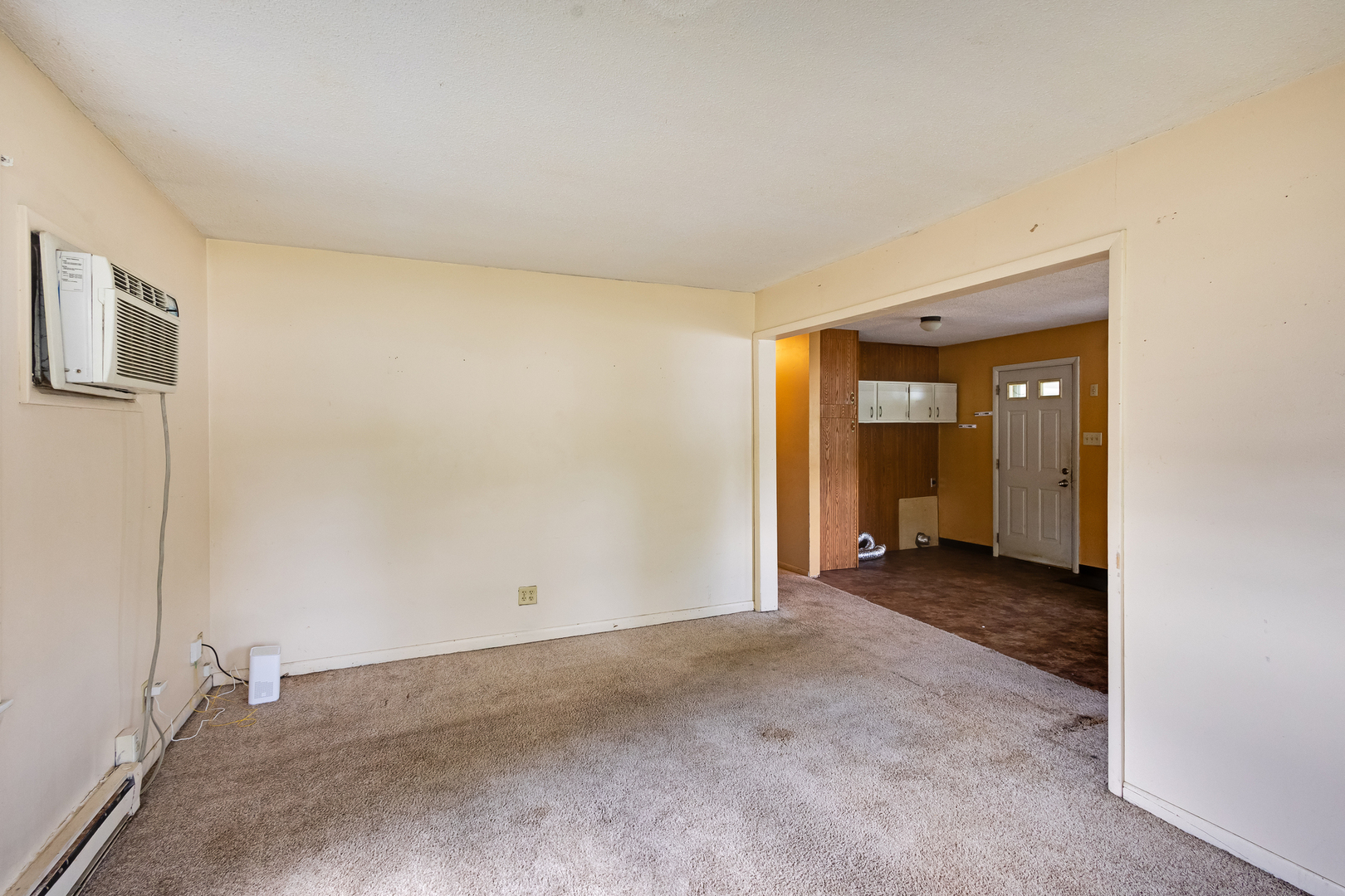 Homes for sale in Tolono, IL | 613 N Vorcey St, Tolono, IL 61880 | MLS# 12647324