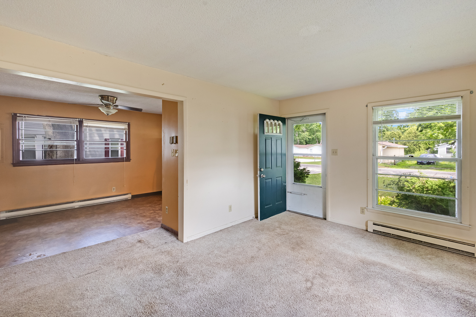 Homes for sale in Tolono, IL | 613 N Vorcey St, Tolono, IL 61880 | MLS# 12647324