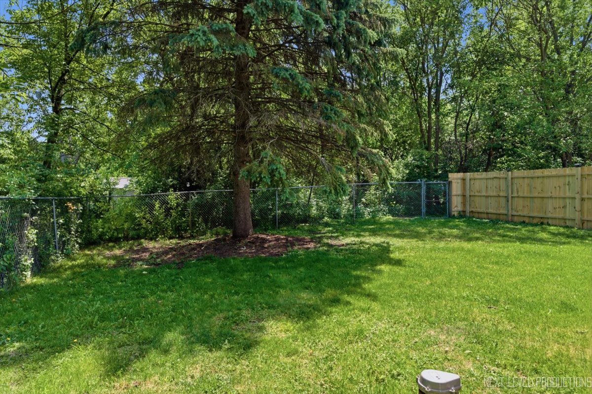 Homes for sale in Glen Ellyn, IL | 1n255 Prairie Ave, Glen Ellyn, IL 60137 | MLS# 12647394