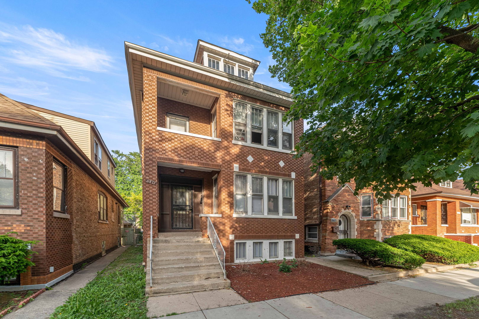 Homes for sale in Chicago, IL | 6811 S Washtenaw Ave, Chicago, IL 60629 | MLS# 12647844