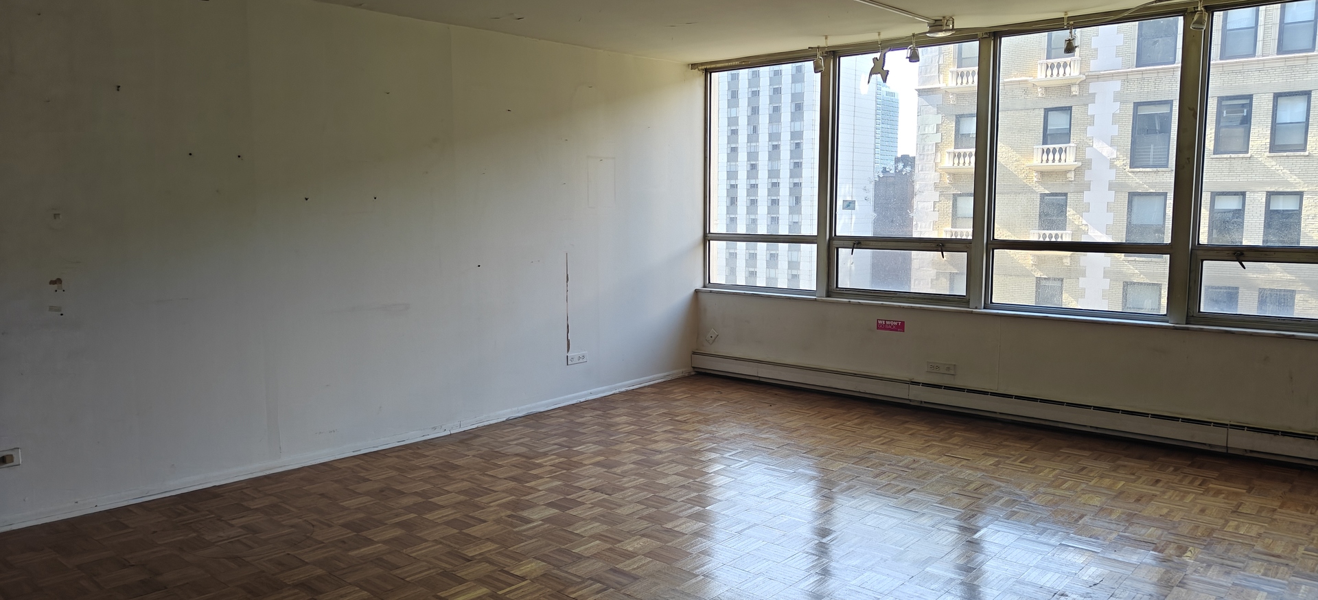 Homes for sale in Chicago, IL | 201 E Chestnut St #17C, Chicago, IL 60611 | MLS# 12648367