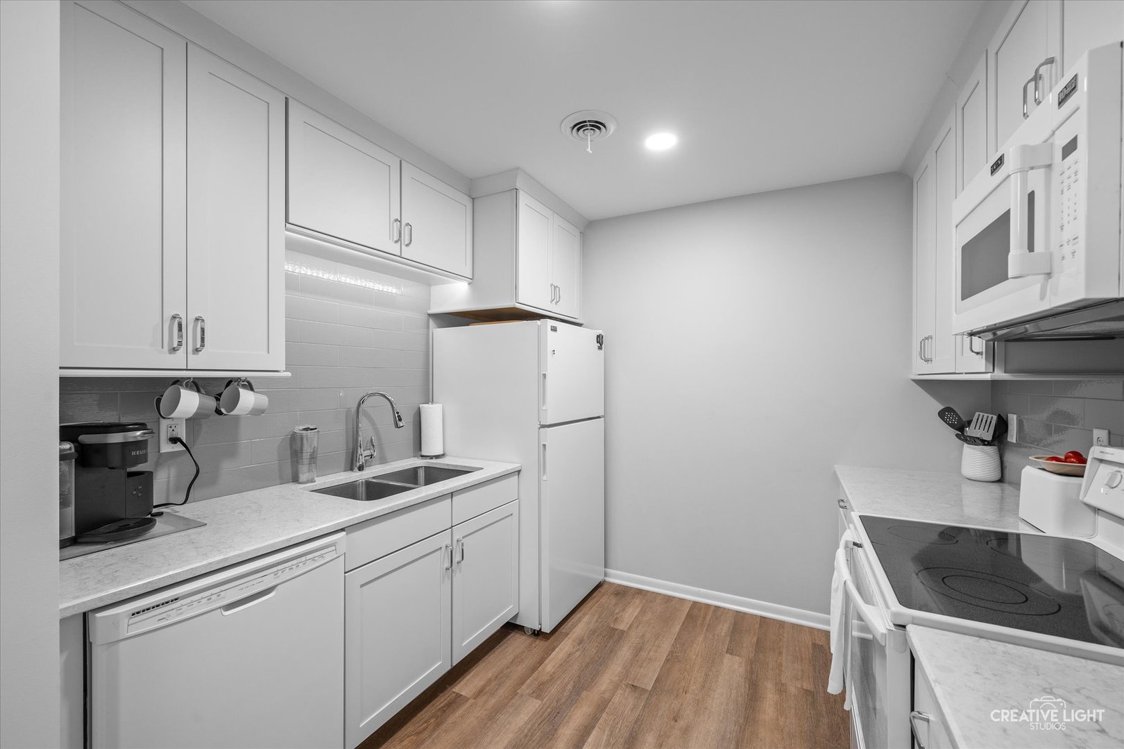 Homes for sale in Aurora, IL | 450 W Downer Pl #4C, Aurora, IL 60506 | MLS# 12648494