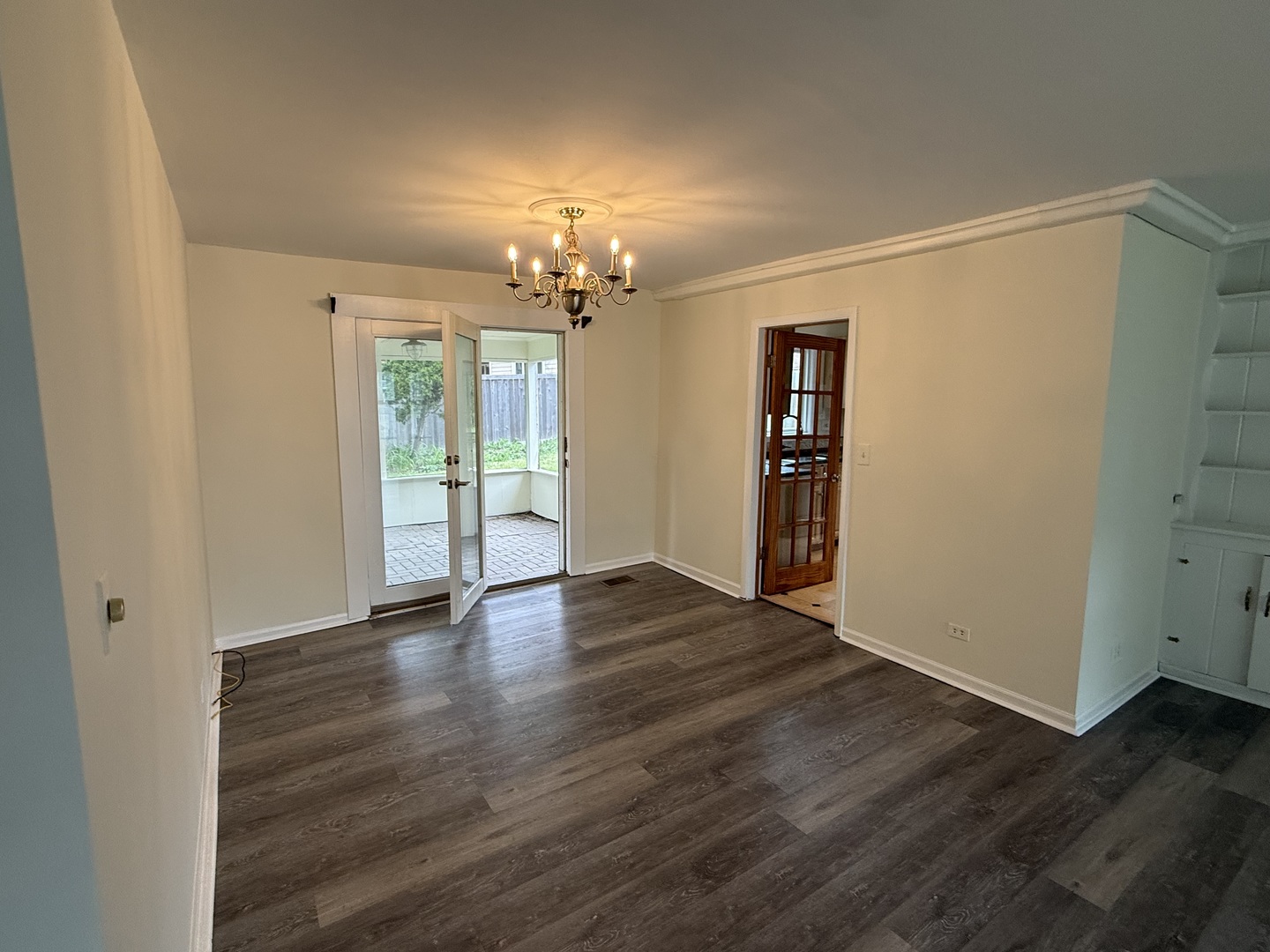 Homes for sale in Wheaton, IL | 117 E Elm St, Wheaton, IL 60189 | MLS# 12648782