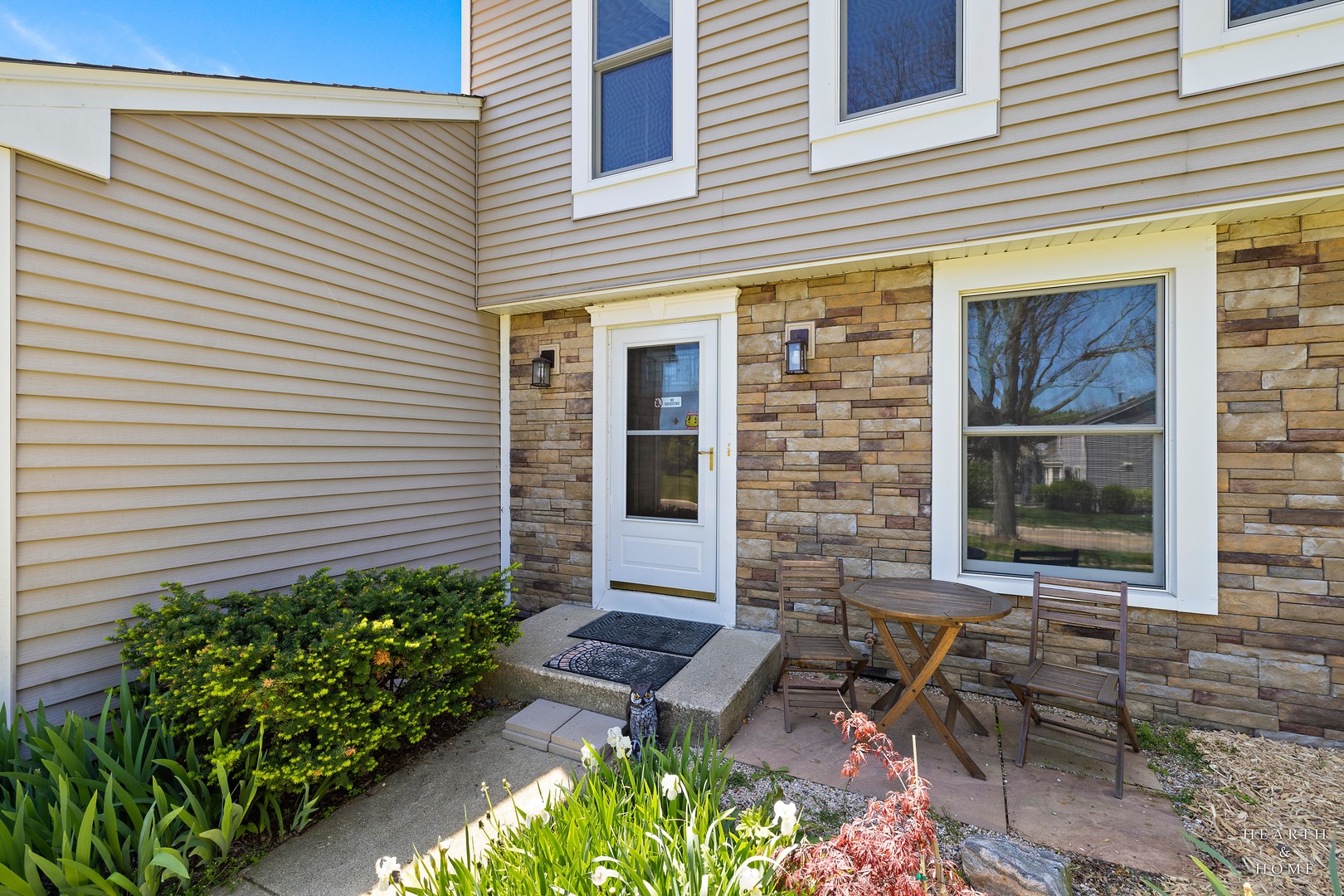Homes for sale in Fox River Grove, IL | 506 Old Hunt Rd, Fox River Grove, IL 60021 | MLS# 12649421