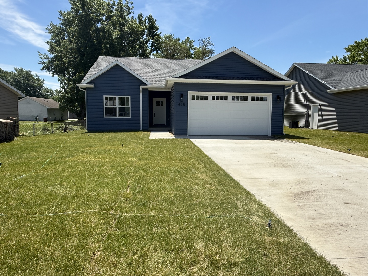 Homes for sale in Tolono, IL | 405 E Larmon St, Tolono, IL 61880 | MLS# 12649491