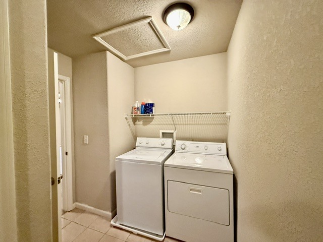 2nd image of 103 Yorkminster Ln, Savoy, IL 61874