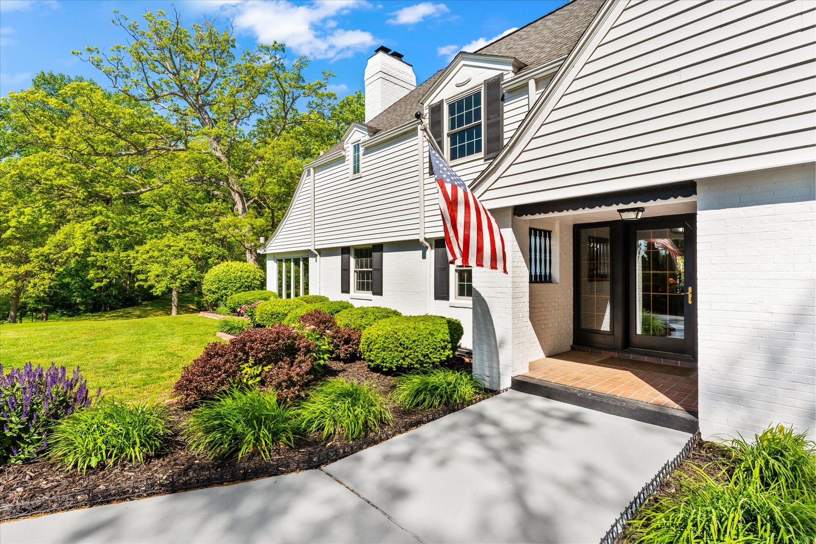 Homes for sale in White Heath, IL | 27 Hickory Ln, White Heath, IL 61884 | MLS# 12651333