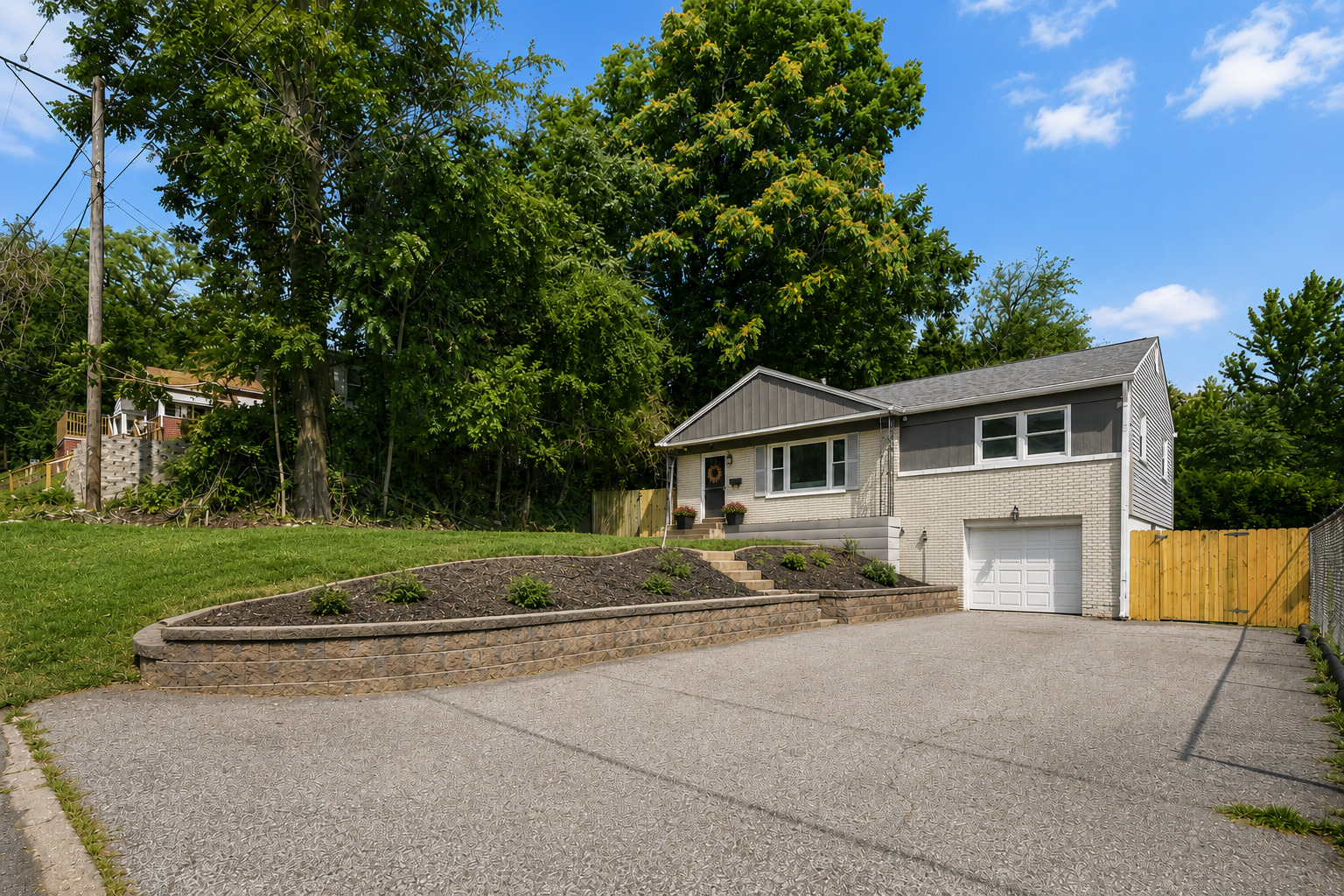 2nd image of 3215 11th Avenue C Avenue, Moline, IL 61265 | MLS# 12651516