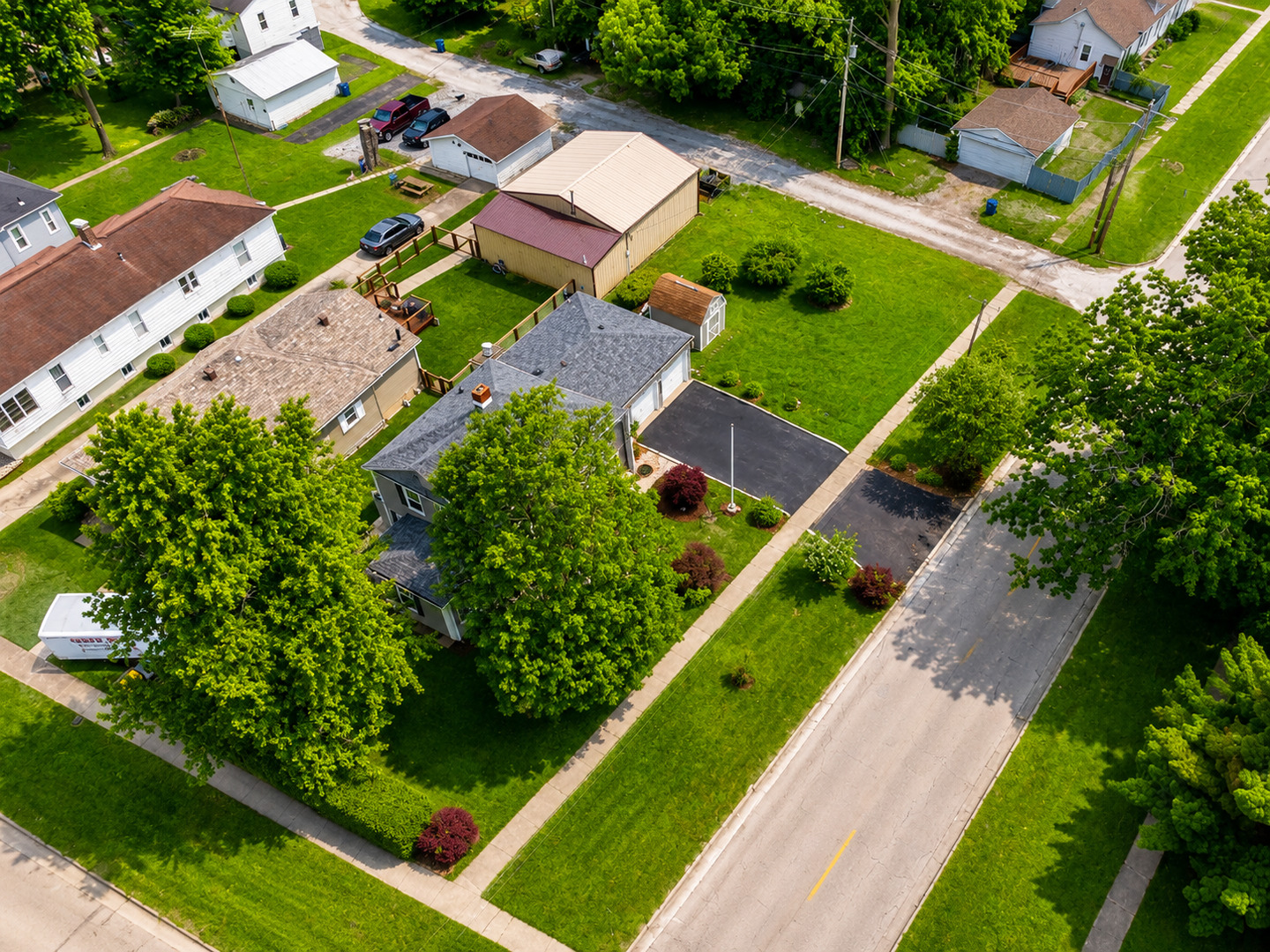 Homes for sale in Centralia, IL | 831 E 5th St, Centralia, IL 62801 | MLS# 12651633