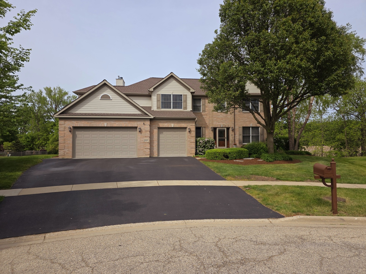 Homes for sale in Antioch, IL | 1117 Pinehurst Ct, Antioch, IL 60002 | MLS# 12651884