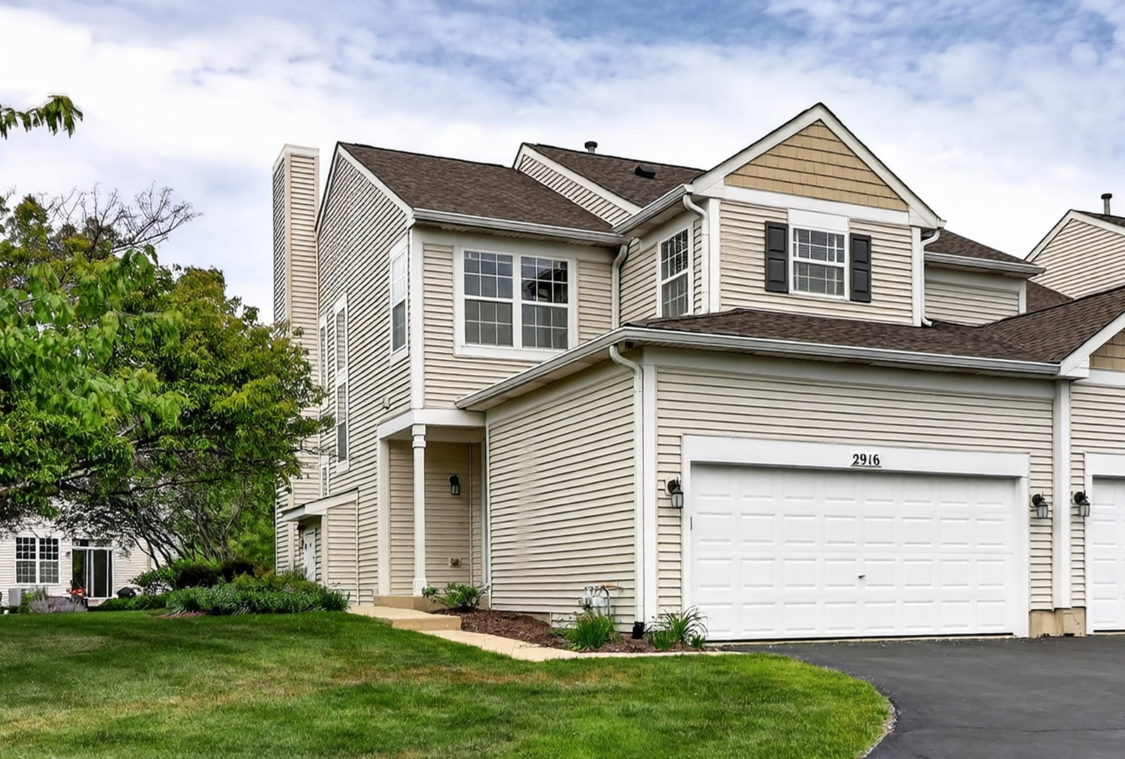 Homes for sale in Naperville, IL | 2916 Sheehan Dr #1, Naperville, IL 60564 | MLS# 12652051