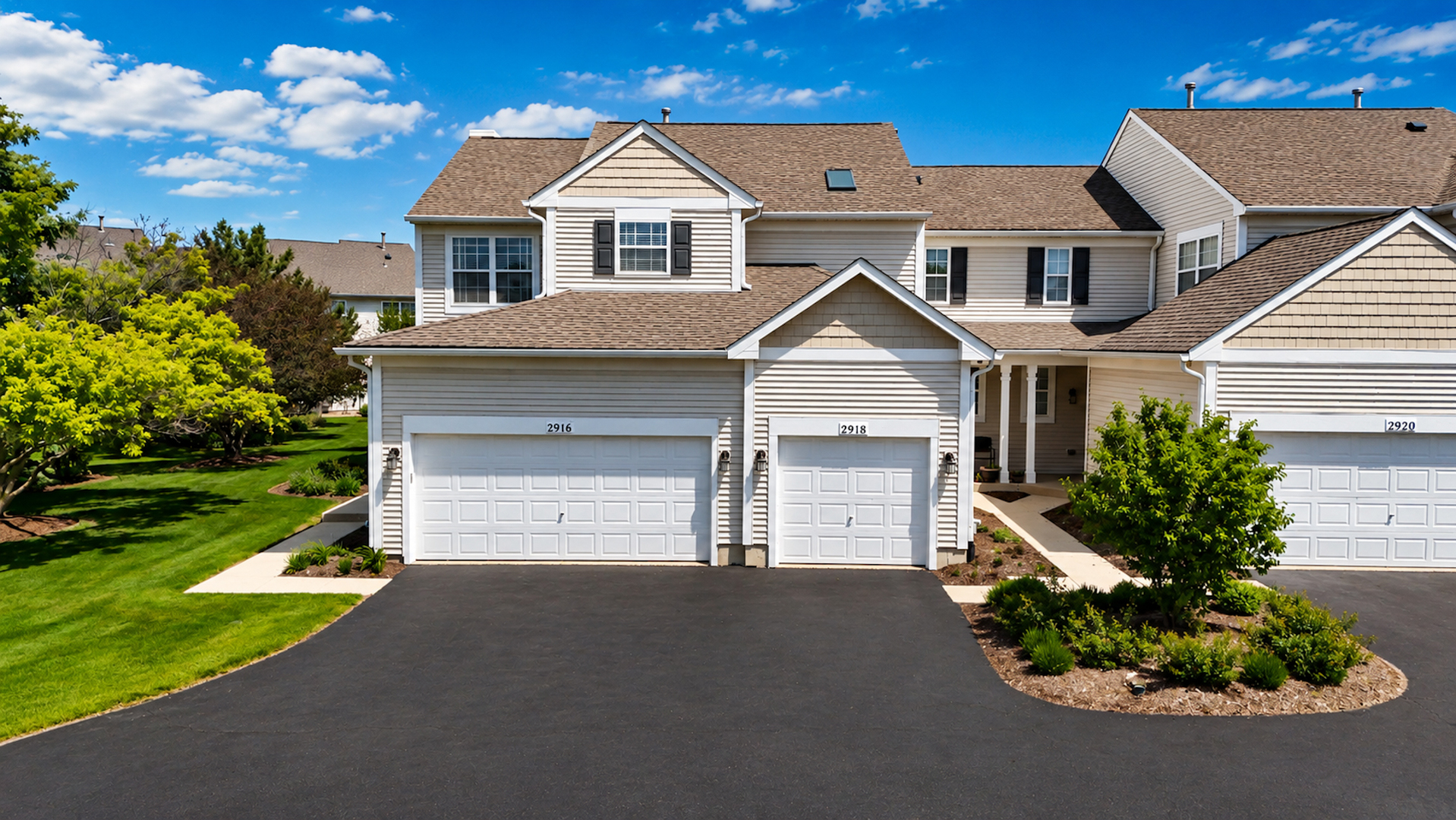 Homes for sale in Naperville, IL | 2916 Sheehan Dr #1, Naperville, IL 60564 | MLS# 12652051