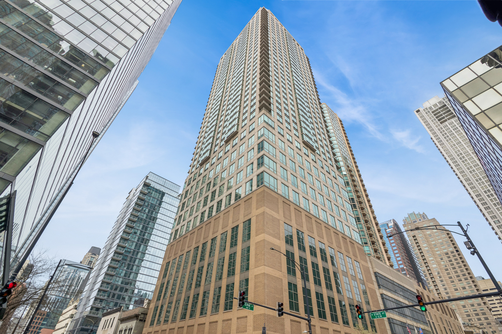 Homes for sale in Chicago, IL | 2 E Erie St #3614, Chicago, IL 60611 | MLS# 12652290