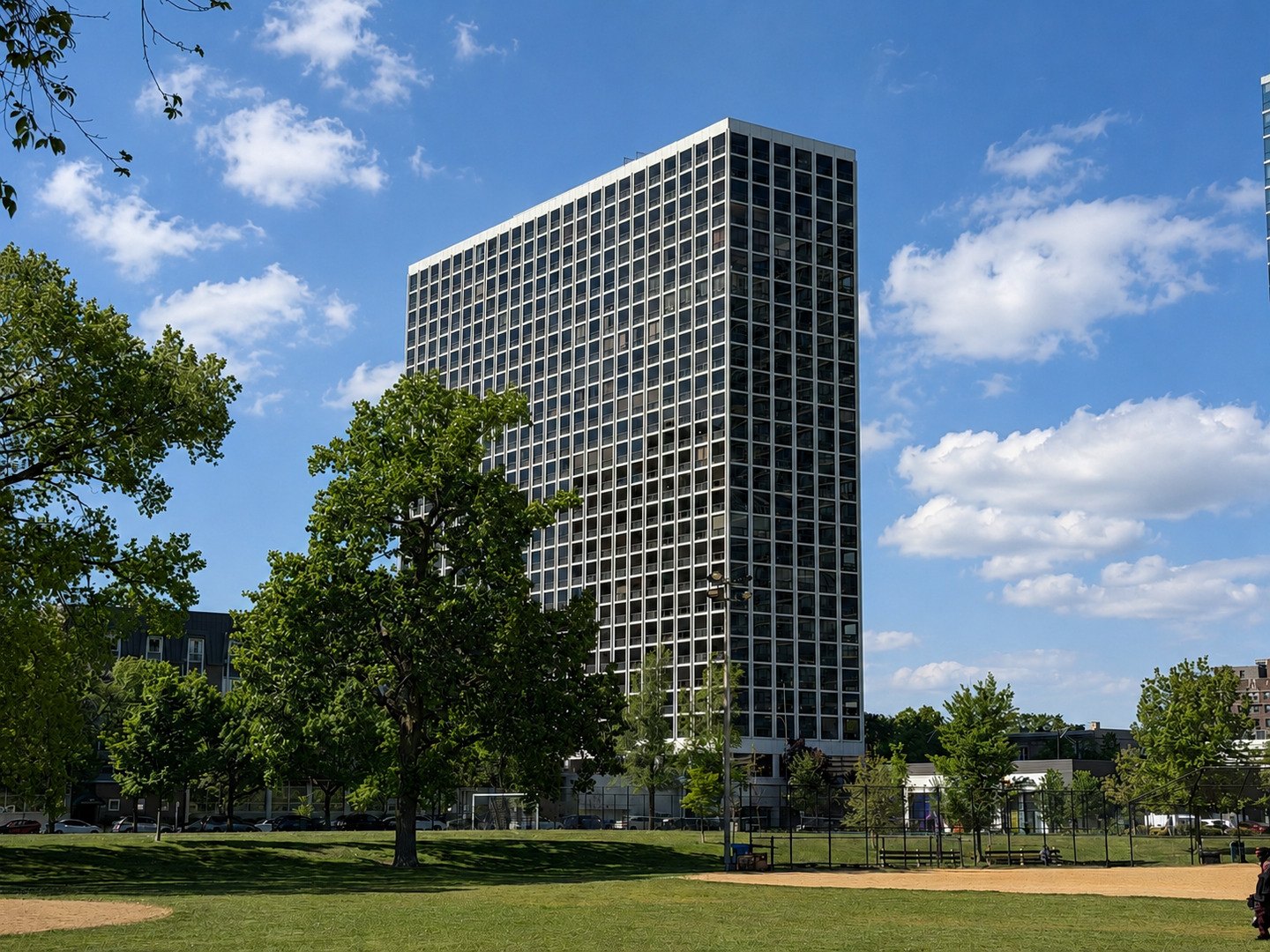 Homes for sale in Chicago, IL | 4343 N Clarendon Ave #2707, Chicago, IL 60613 | MLS# 12652333