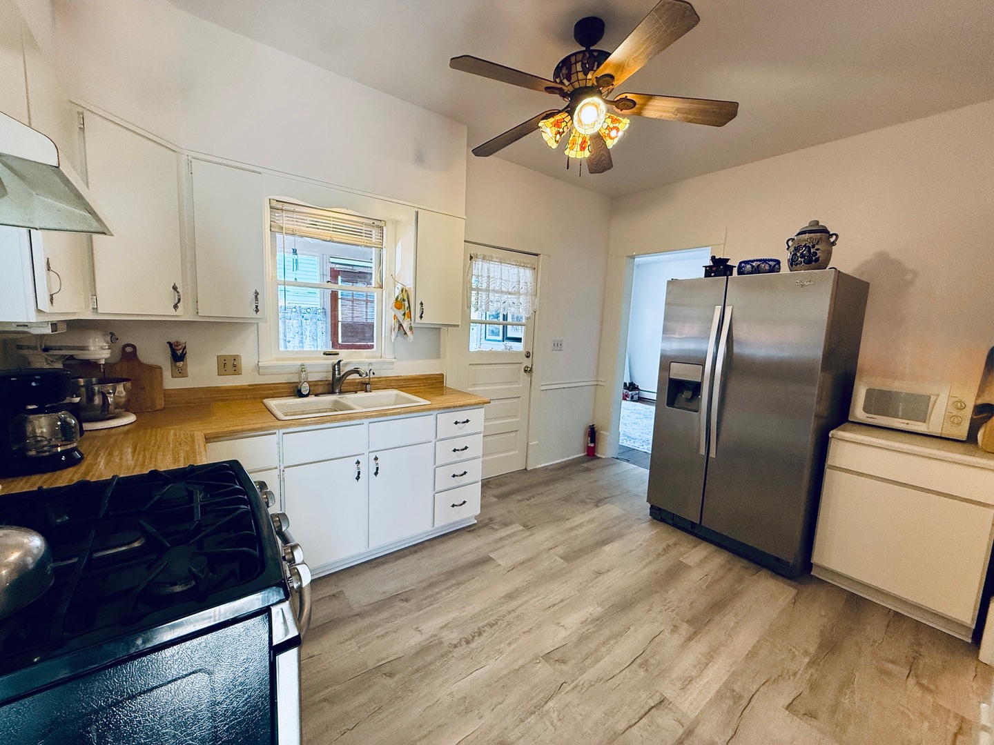 Homes for sale in De Kalb, IL | 742 S 4Th St, De Kalb, IL 60115 | MLS# 12652446