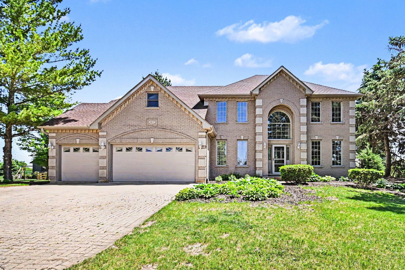 Homes for sale in Shorewood, IL | 19057 S Saddlebrook Dr, Shorewood, IL 60404 | MLS# 12652527