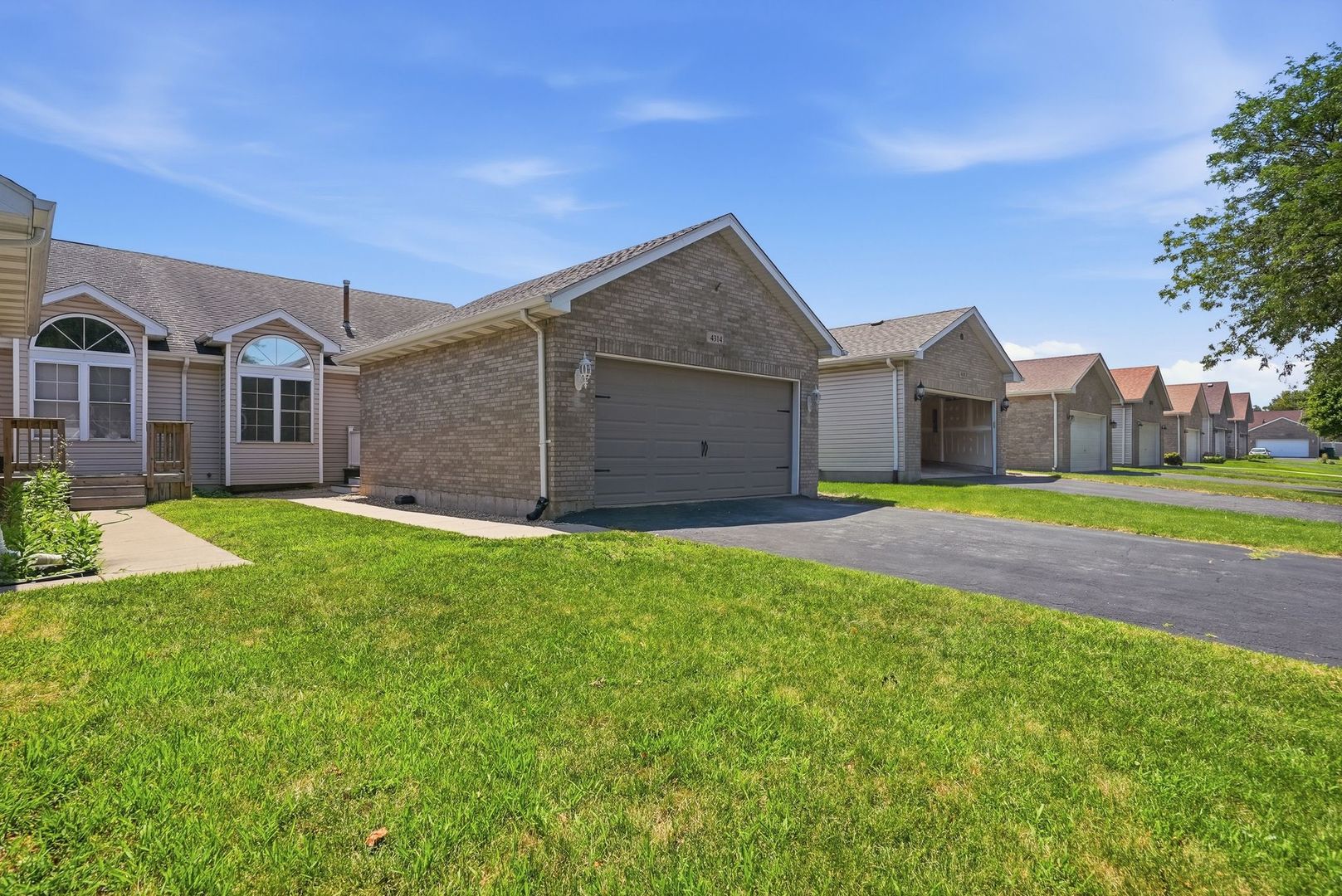 1st image of 4314 River Glen Dr, Joliet, IL 60431 | MLS# 12652624