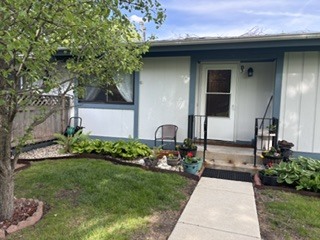 Homes for sale in Mc Henry, IL | 907 Royal Dr #3b, Mc Henry, IL 60050 | MLS# 12653019
