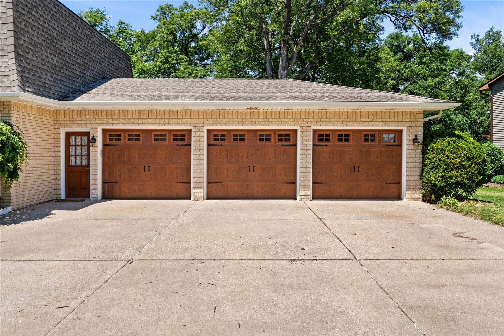 Homes for sale in Geneseo, IL | 10 Oak Grove Rd, Geneseo, IL 61254 | MLS# 12653185