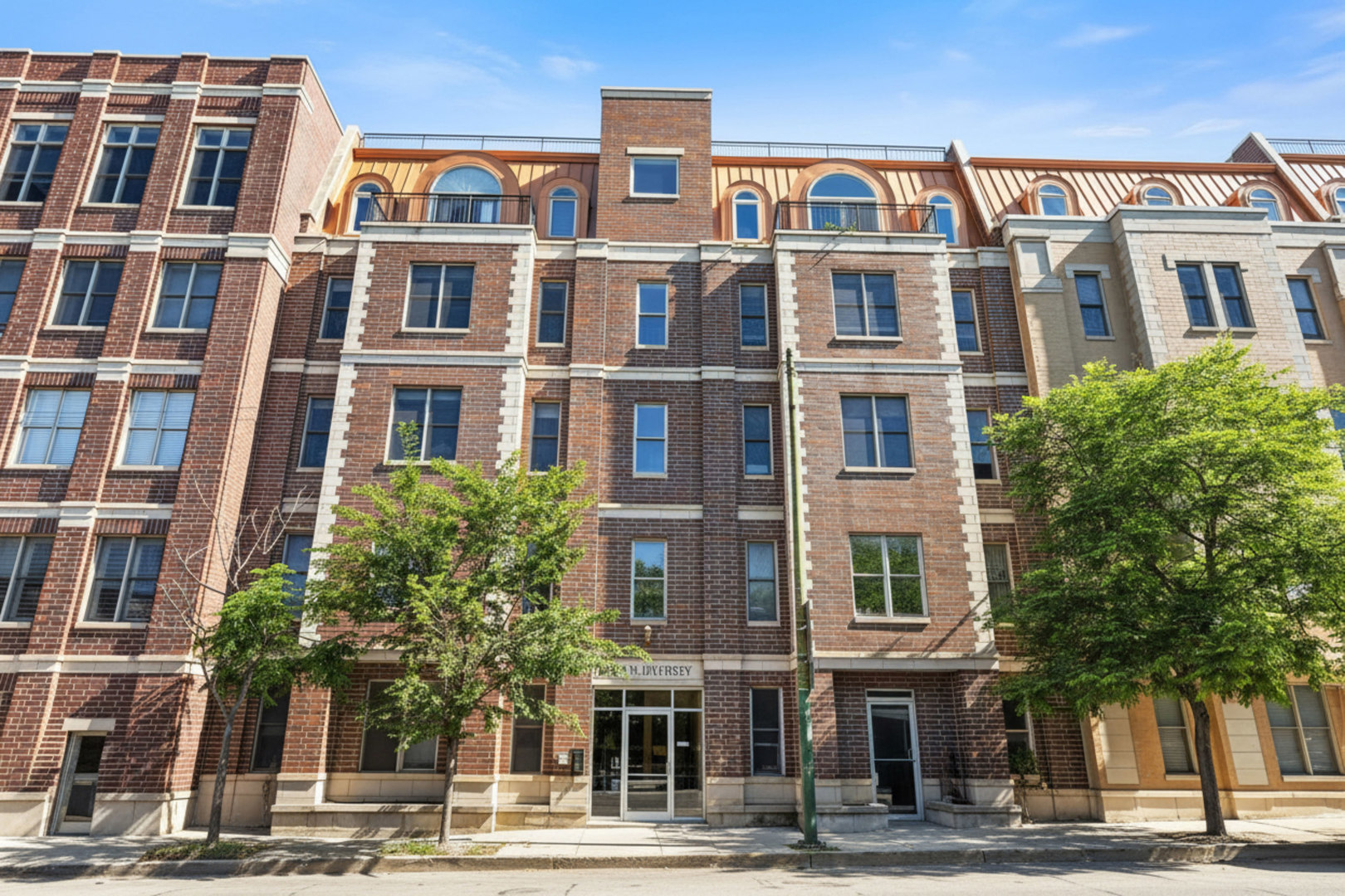 Homes for sale in Chicago, IL | 2618 W Diversey Ave #402, Chicago, IL 60647 | MLS# 12653772