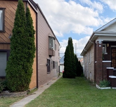 Homes for sale in Berwyn, IL | 1409 Grove Ave, Berwyn, IL 60402 | MLS# 12653799