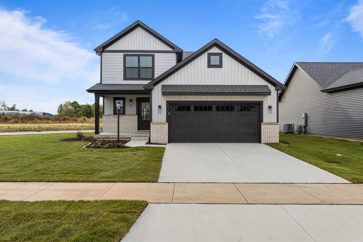 Homes for sale in Monticello, IL | 20 Meadow Dr, Monticello, IL 61856 | MLS# 12653964