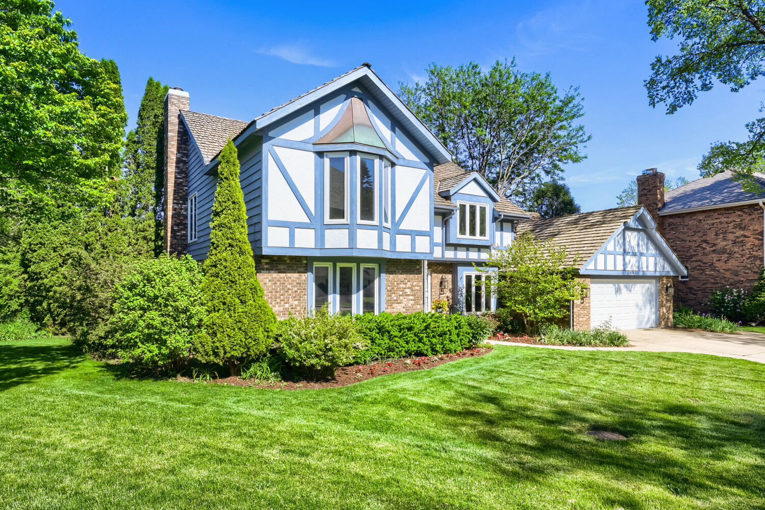 Homes for sale in Libertyville, IL | 816 Paddock Ln, Libertyville, IL 60048 | MLS# 12654390