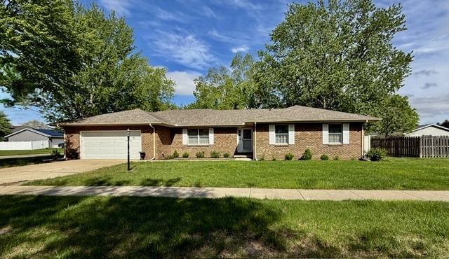 Homes for sale in Savoy, IL | 704 Wesley Ave, Savoy, IL 61874 | MLS# 12654552