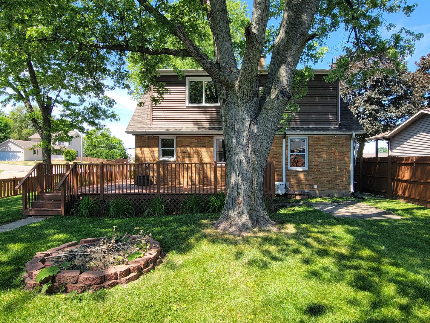 Homes for sale in Grayslake, IL | 33191 N Sunset Ave, Grayslake, IL 60030 | MLS# 12654553