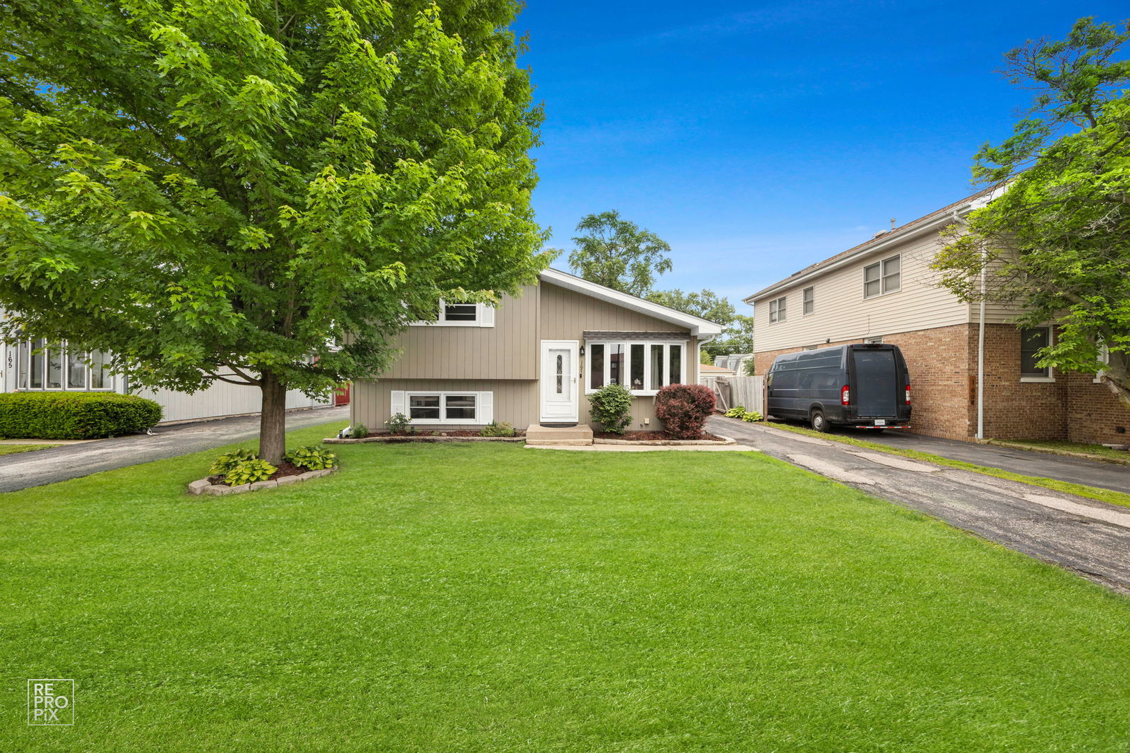 Homes for sale in Bensenville, IL | 167 Ridgewood Ave, Bensenville, IL 60106 | MLS# 12654562