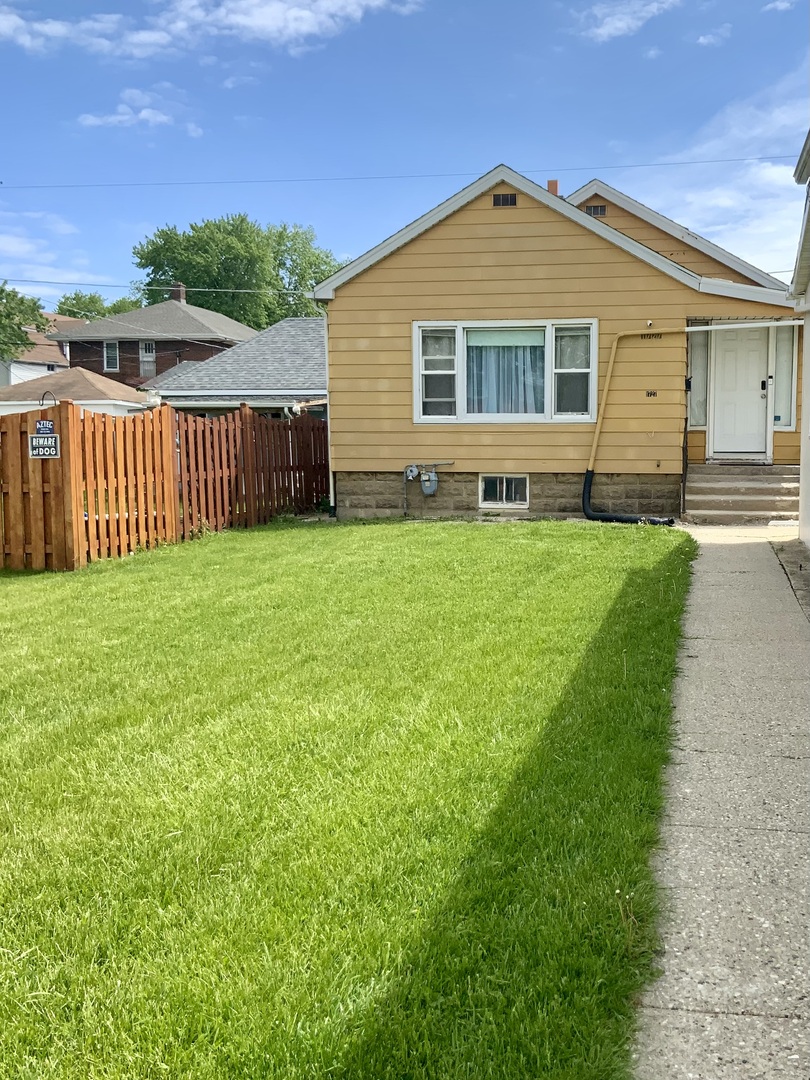 Homes for sale in North Chicago, IL | 1727 Jackson St, North Chicago, IL 60064 | MLS# 12654601