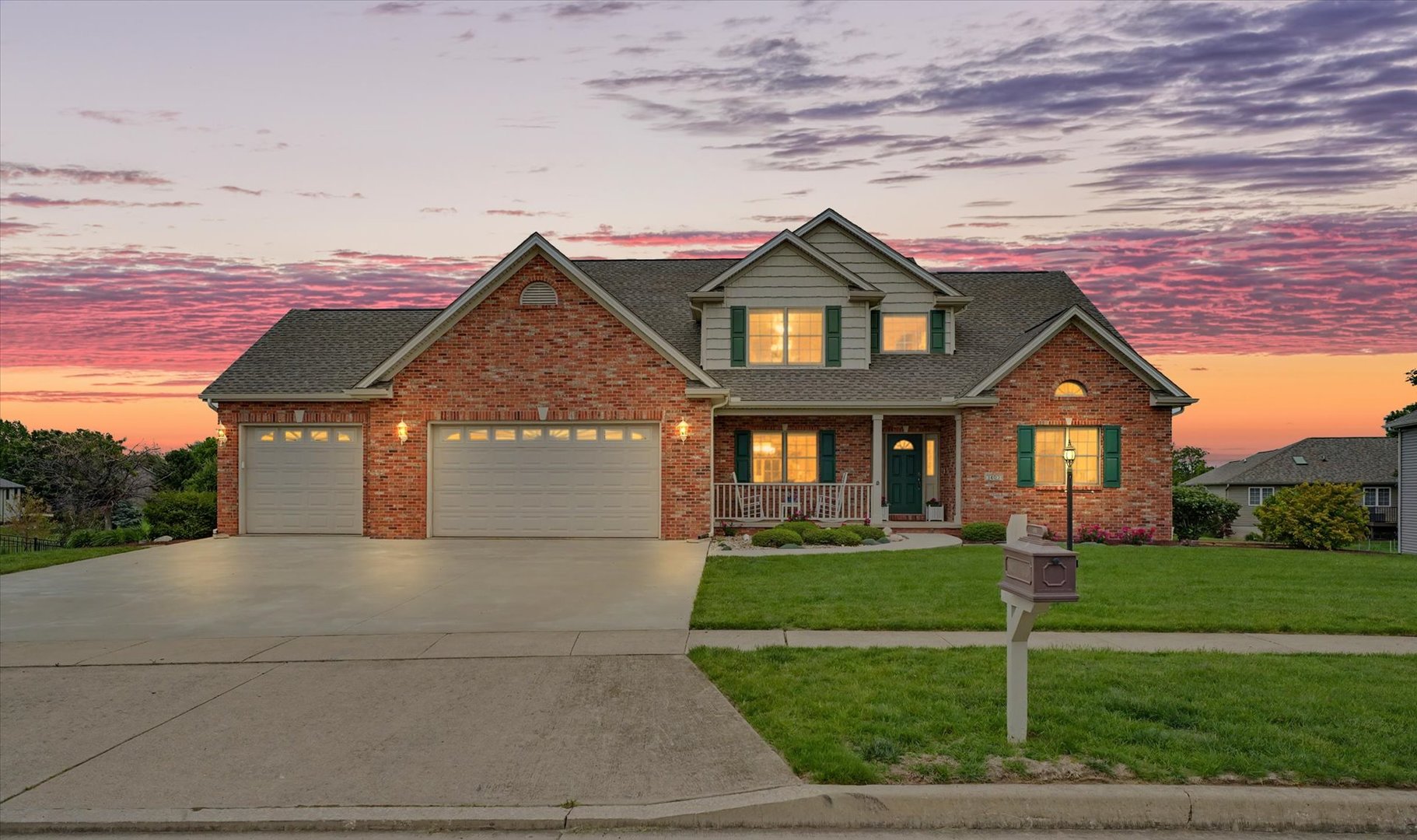 Homes for sale in Mahomet, IL | 1402 Alydar Dr, Mahomet, IL 61853 | MLS# 12654926