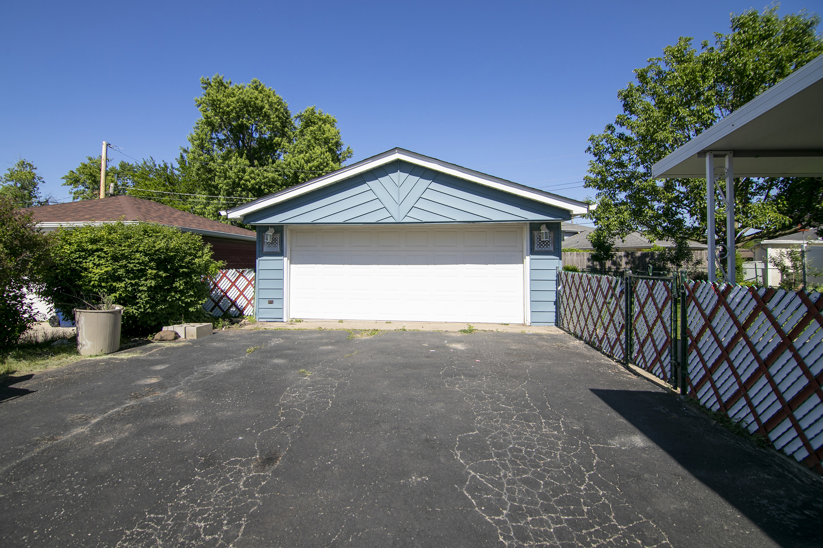 Homes for sale in Oak Forest, IL | 16045 Debra Dr, Oak Forest, IL 60452 | MLS# 12655226