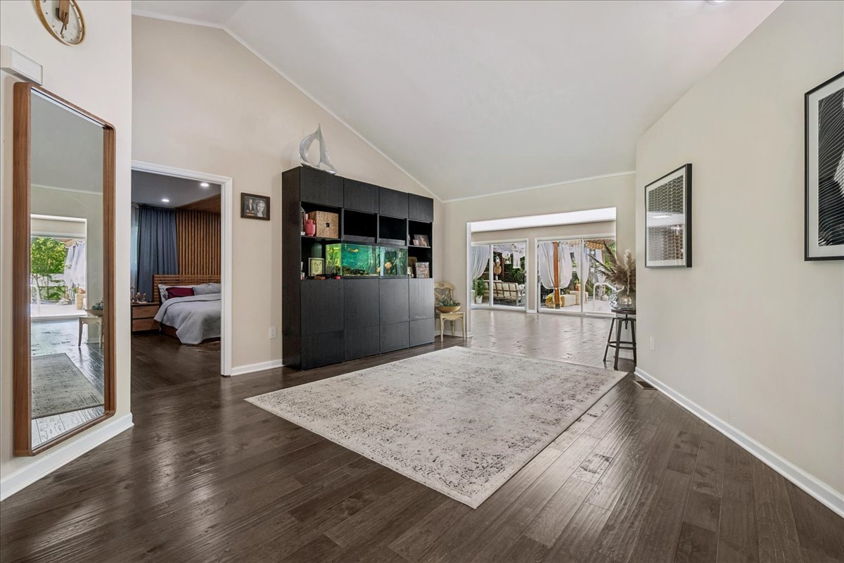 Homes for sale in Gurnee, IL | 5045 Grand Ave, Gurnee, IL 60031 | MLS# 12655344
