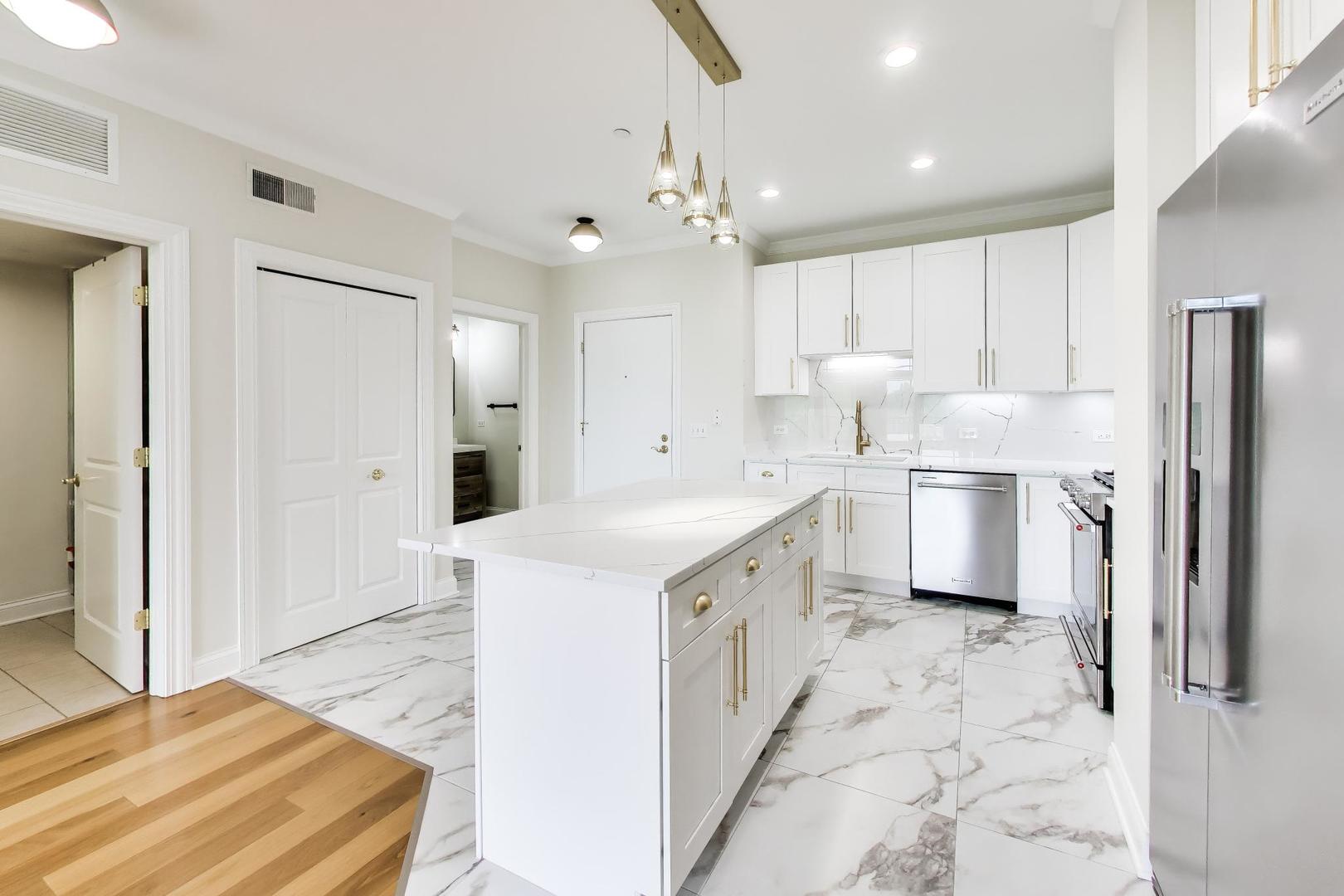 Homes for sale in Wheeling, IL | 45 Prairie Park Dr #308, Wheeling, IL 60090 | MLS# 12655399