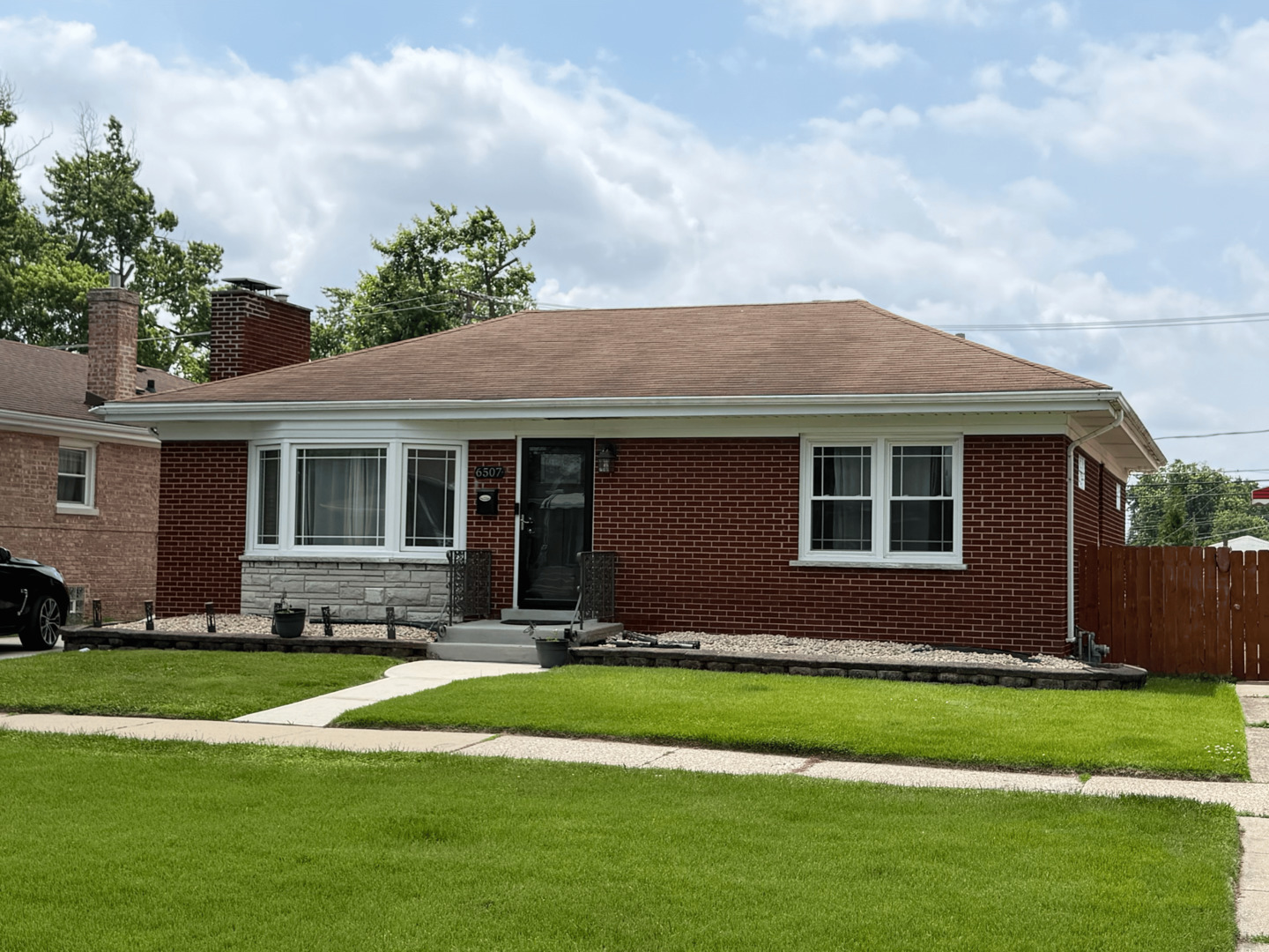 Homes for sale in Stickney, IL | 6507 W 41st St, Stickney, IL 60402 | MLS# 12655460