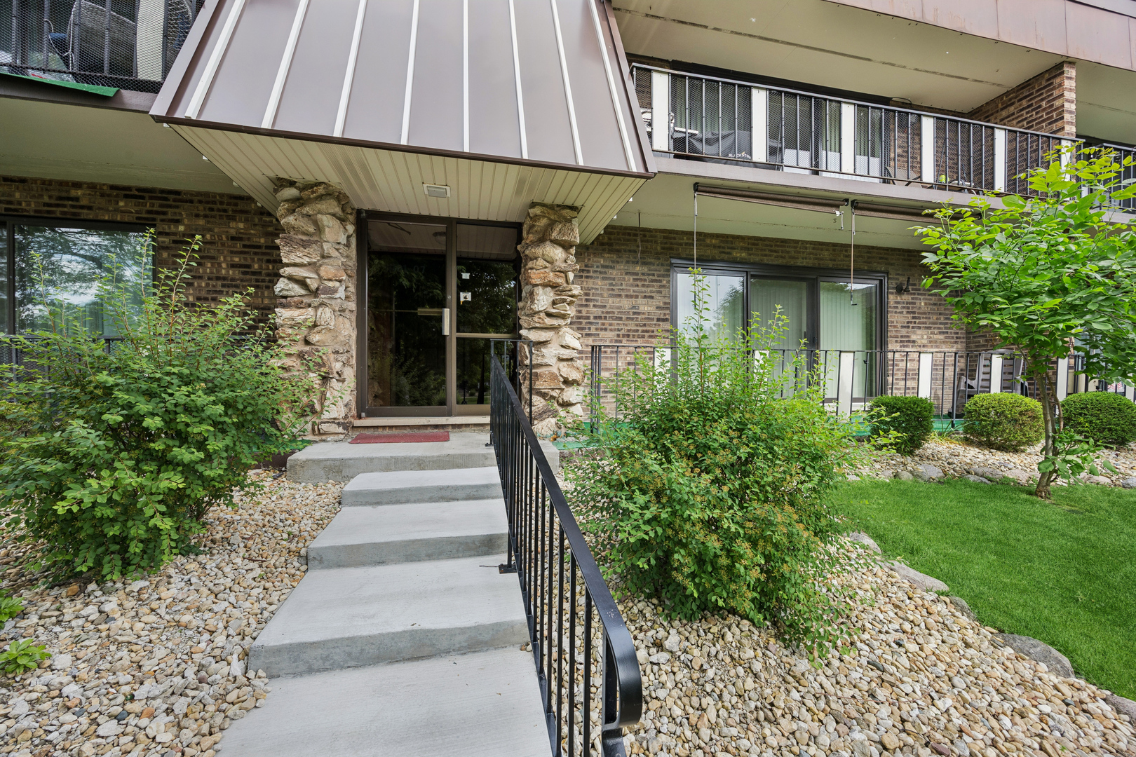 Homes for sale in Palos Hills, IL | 11105 O Gorman Dr #2, Palos Hills, IL 60465 | MLS# 12655677