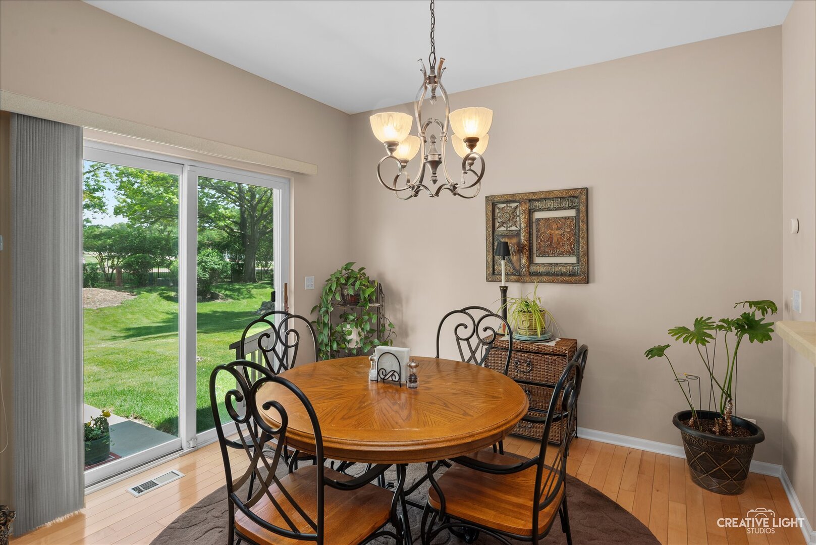 Homes for sale in Aurora, IL | 1221 Oakleaf Ct, Aurora, IL 60506 | MLS# 12655827
