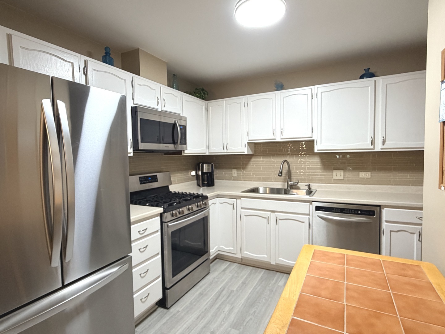 Homes for sale in Buffalo Grove, IL | 300 E Dundee Rd, Buffalo Grove, IL 60089
