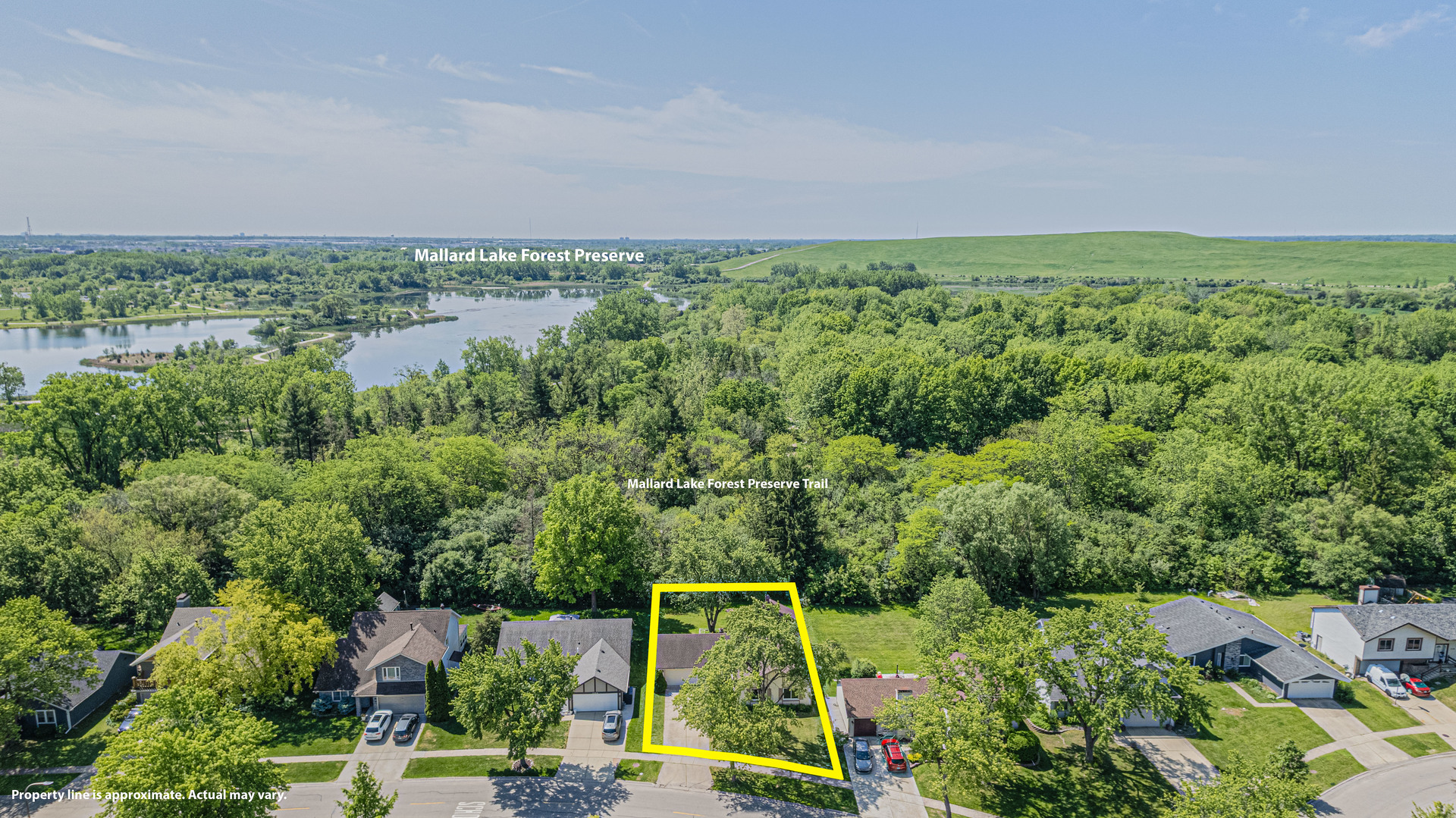 Homes for sale in Hanover Park, IL | 1272 Arlington Dr W, Hanover Park, IL 60133 | MLS# 12656655