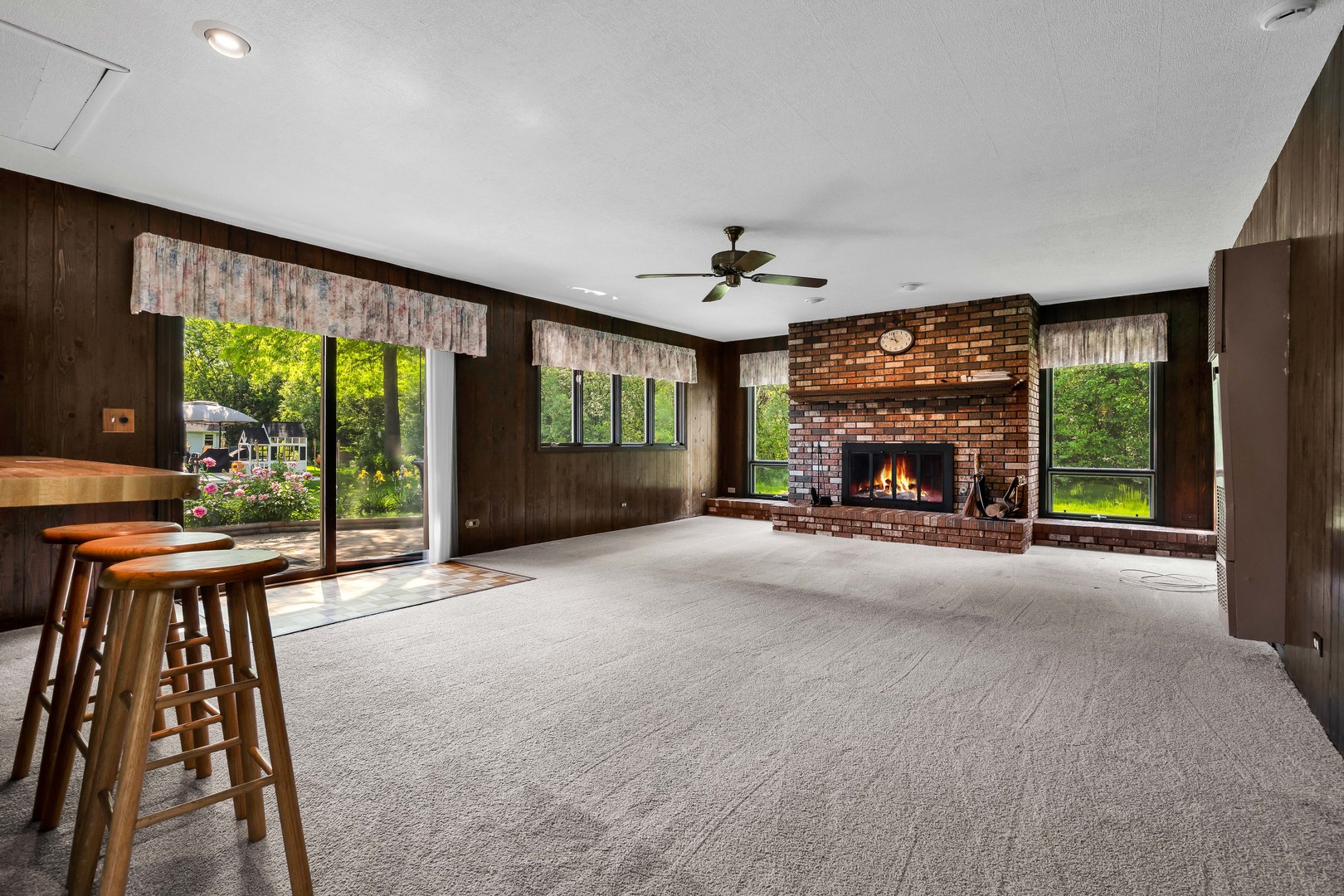 Homes for sale in Hanover Park, IL | 1272 Arlington Dr W, Hanover Park, IL 60133 | MLS# 12656655