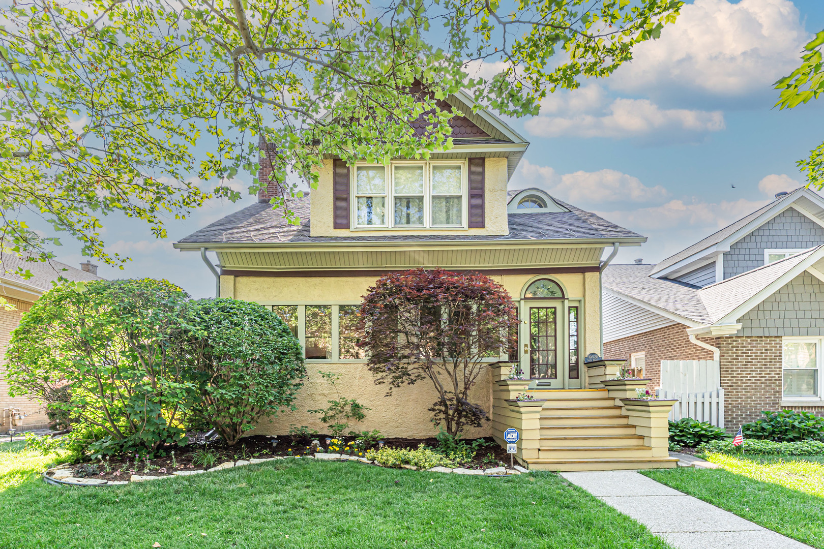 Homes for sale in Chicago, IL | 10520 S Hamilton Ave, Chicago, IL 60643 | MLS# 12656665