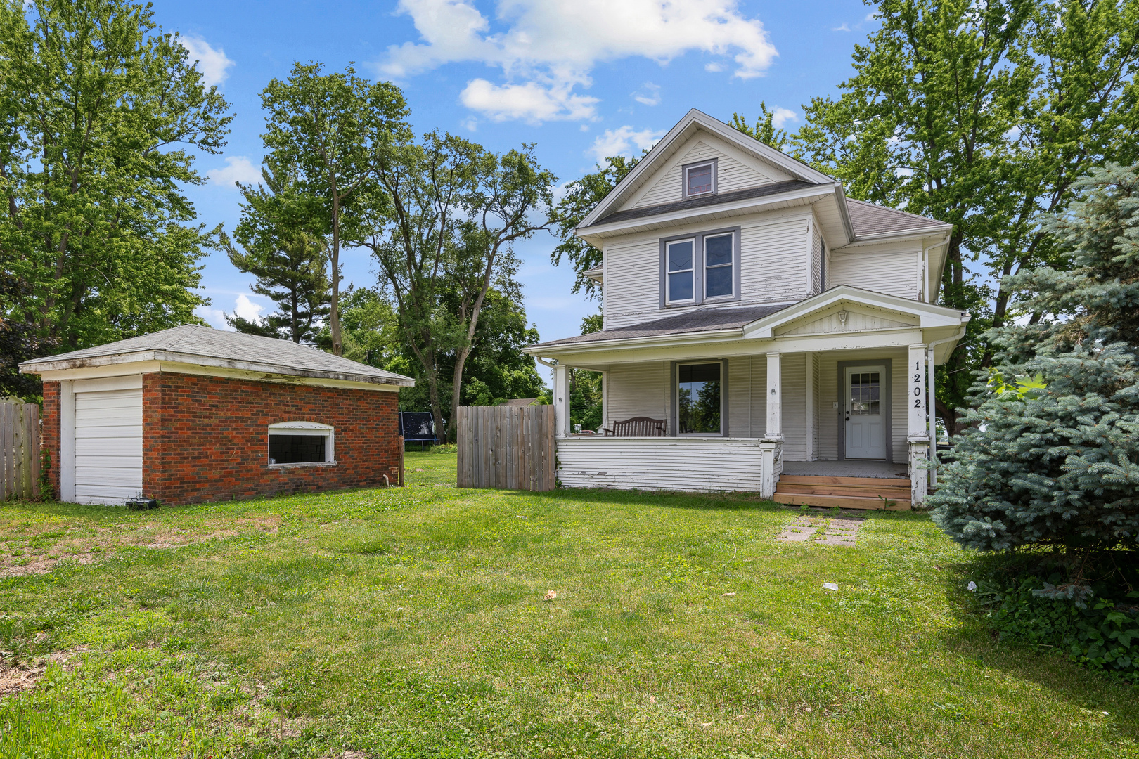 Homes for sale in Viola, IL | 1202 20th Ave, Viola, IL 61486 | MLS# 12656685