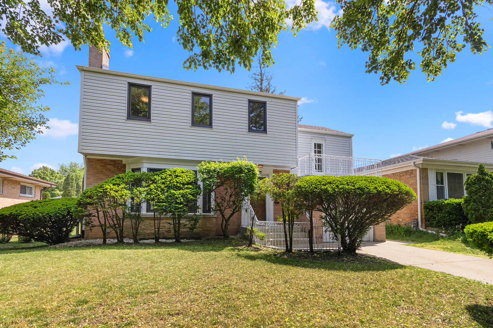 Homes for sale in Skokie, IL | 5129 Crain St, Skokie, IL 60077 | MLS# 12656931