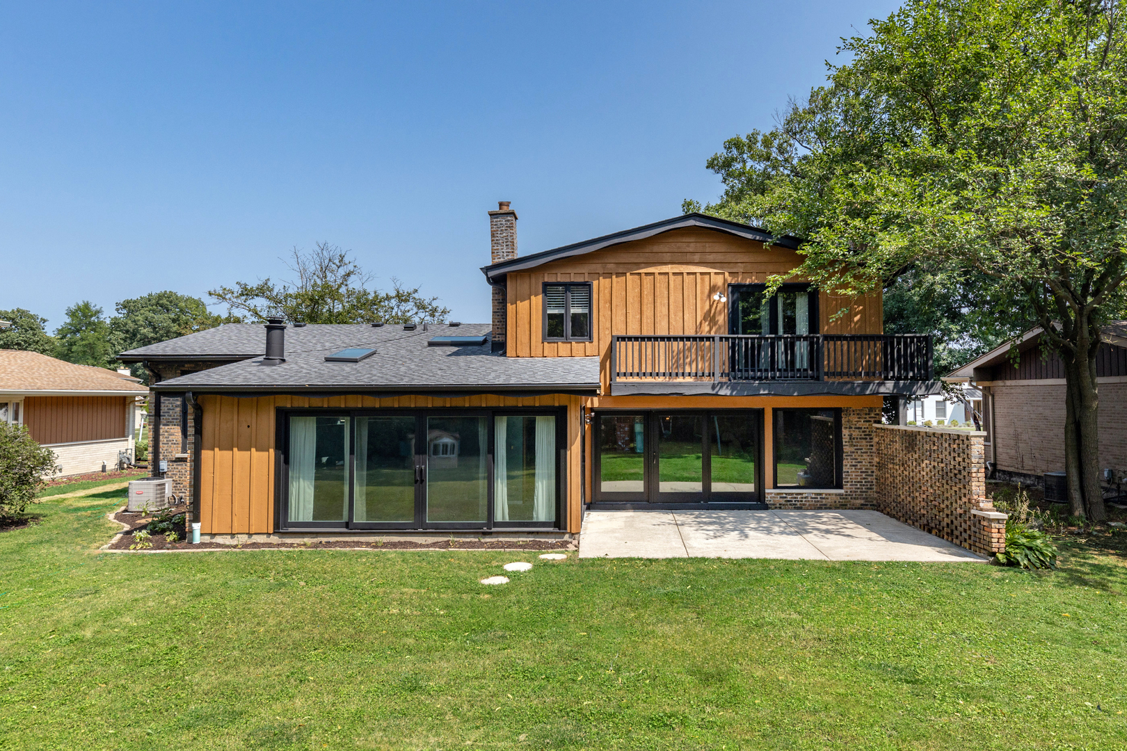 24th image of 232 Sherwood Dr, Wood Dale, IL 60191 | MLS# 12657012