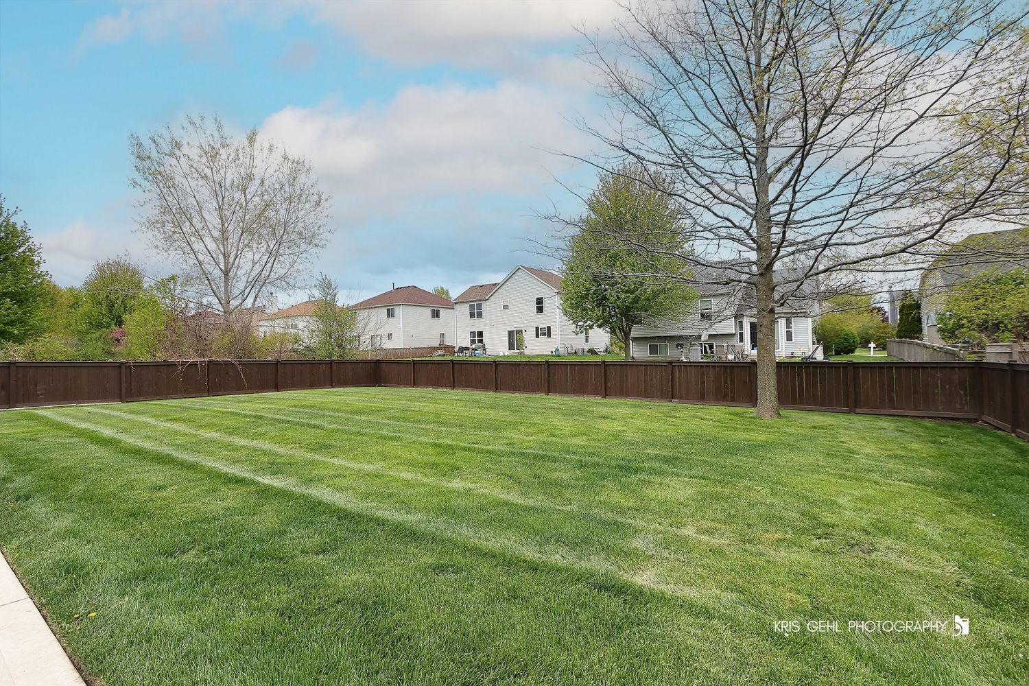 Homes for sale in Antioch, IL | 992 Mackenzie Dr, Antioch, IL 60002 | MLS# 12657139