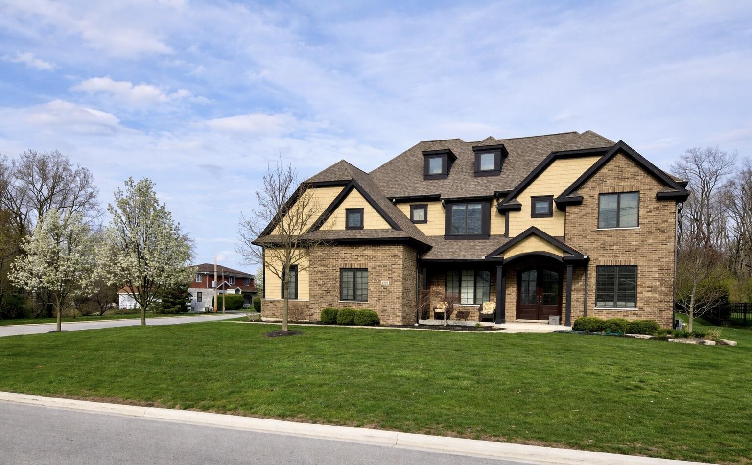 Homes for sale in Countryside, IL | 6701 Sunset Ave, Countryside, IL 60525 | MLS# 12657372